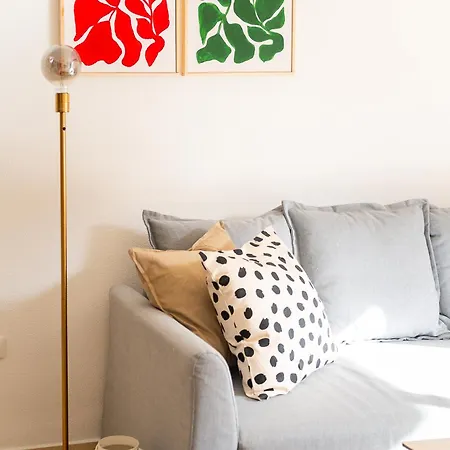 Apartment Coqueto Con Terraza Junto A *